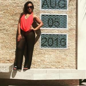 Meet your Posher, Jj